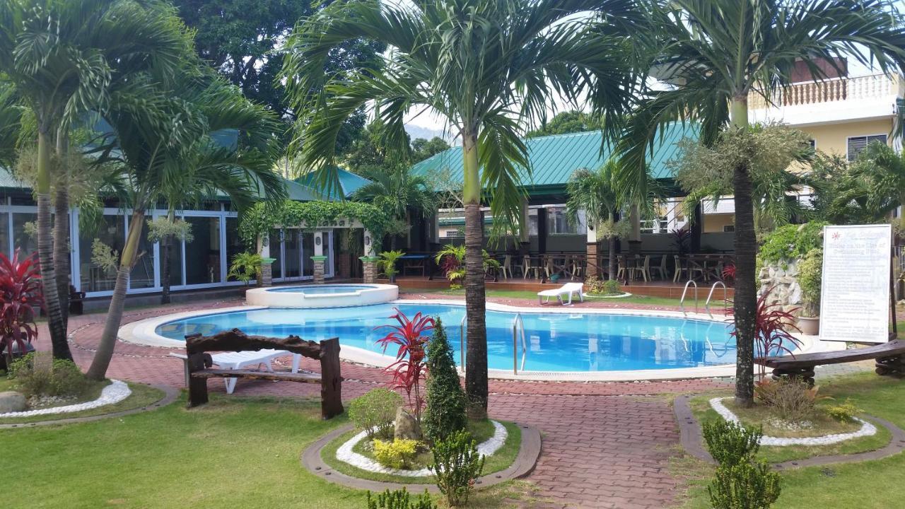 La Solana Suites And Resorts By Cocotel Puerto Galera Exterior photo