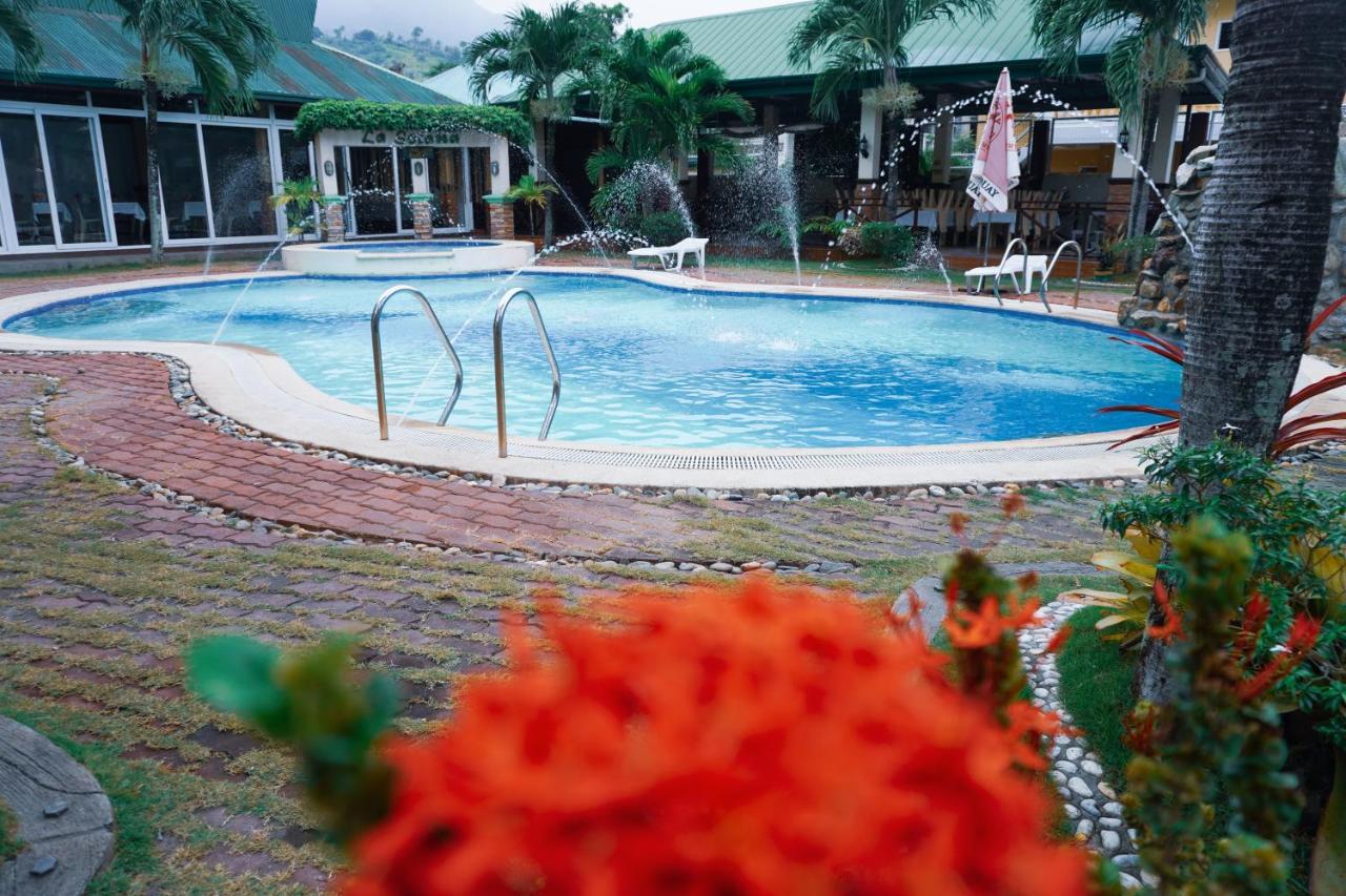 La Solana Suites And Resorts By Cocotel Puerto Galera Exterior photo